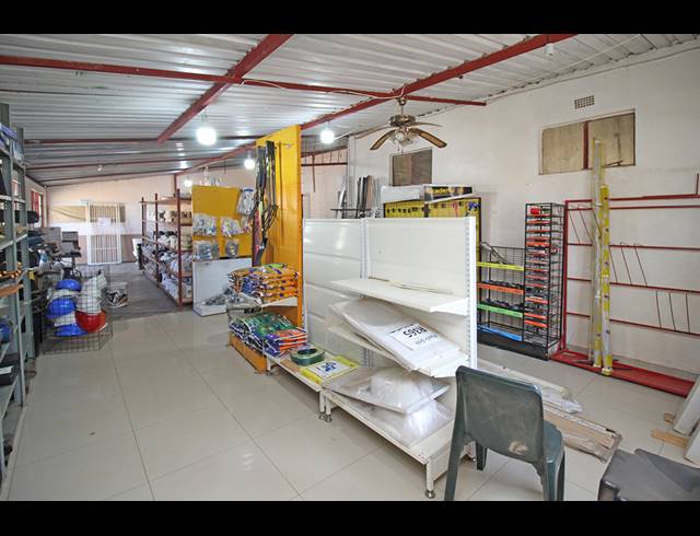 M² BUSINESS FOR SALE IN TSHEPISONG